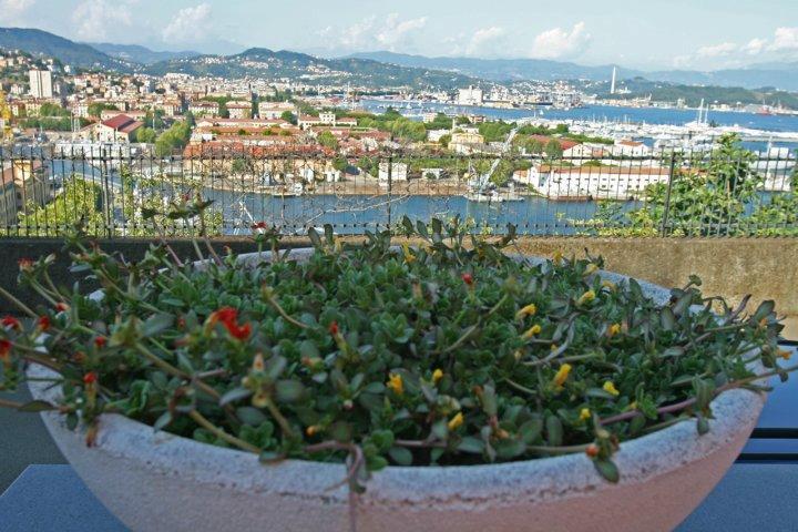 La Finestra Sul Golfo Affittacamere La Spezia Kültér fotó